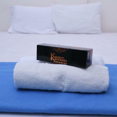 Kamar Keluarga Tanah Abang Hotell Jakarta Exteriör bild