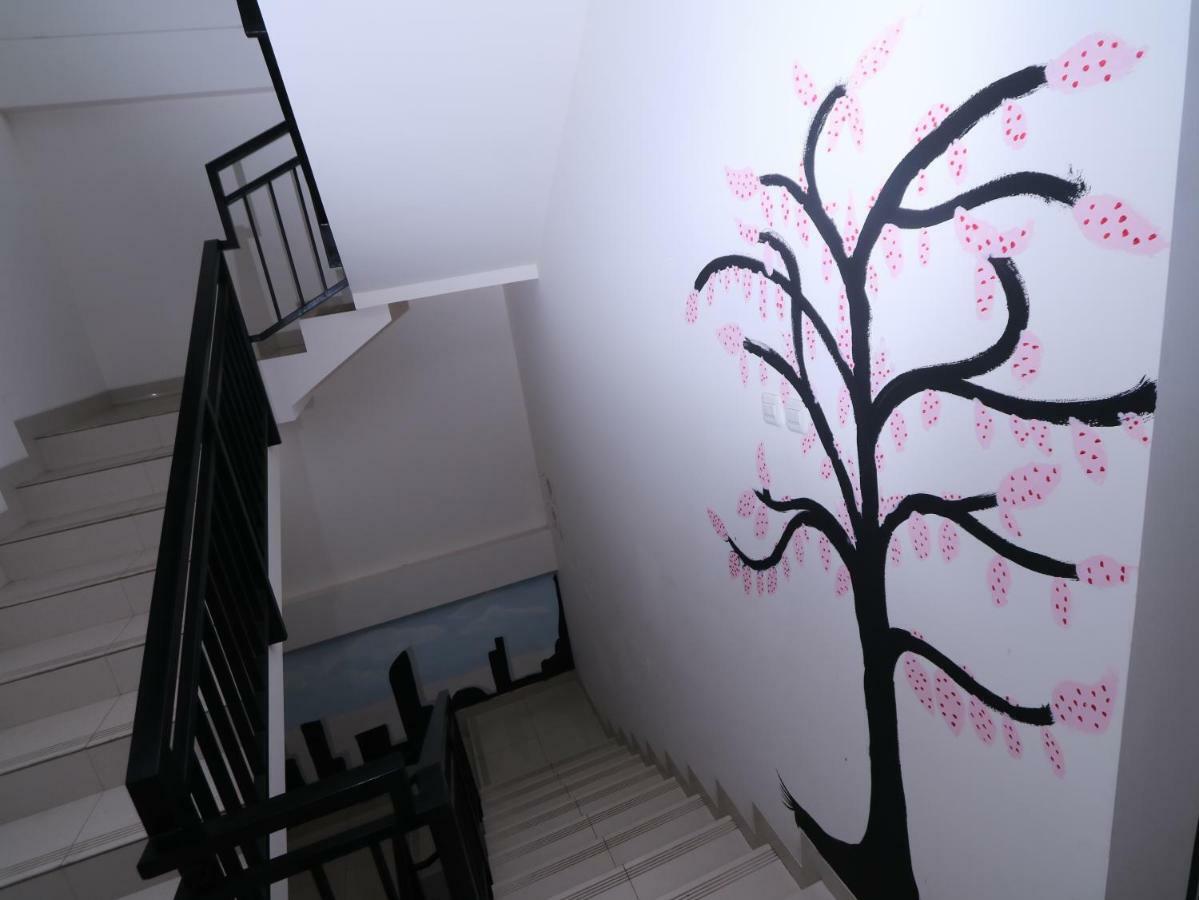 Kamar Keluarga Tanah Abang Hotell Jakarta Exteriör bild