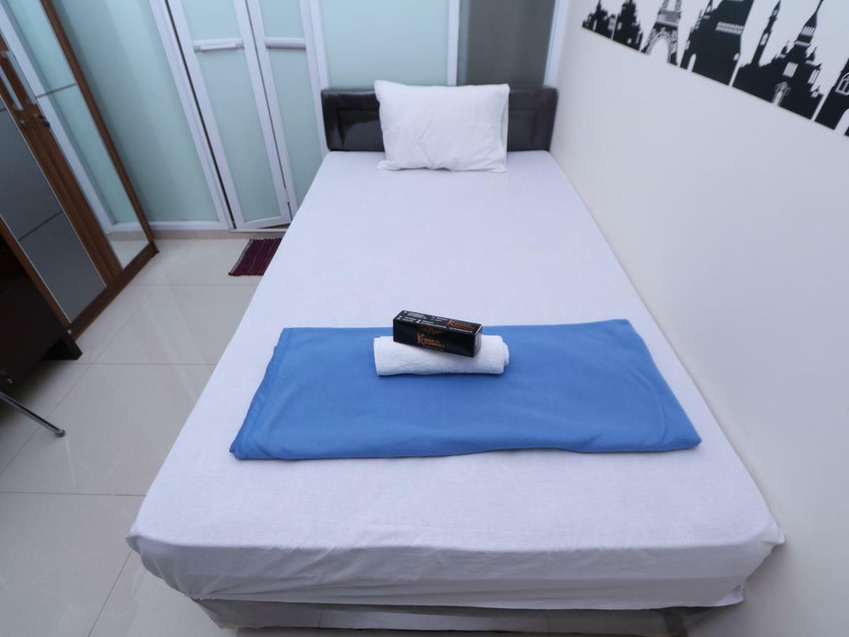 Kamar Keluarga Tanah Abang Hotell Jakarta Exteriör bild