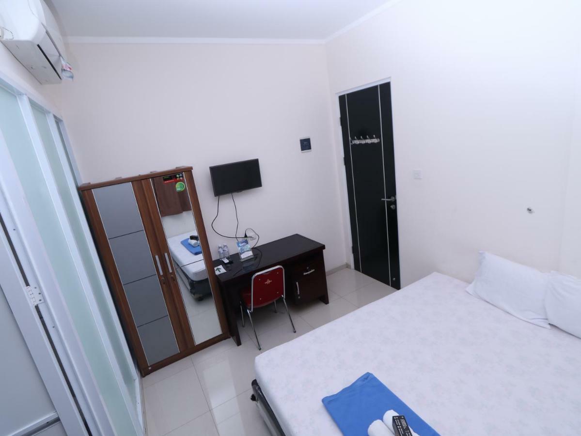 Kamar Keluarga Tanah Abang Hotell Jakarta Exteriör bild